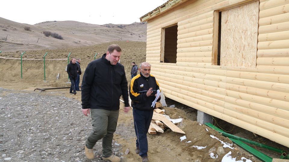 საქართველოს თითქმის ყველა მუნიციპალიტეტში ე.წ. "საქმიანი ეზოები" მოეწყობა